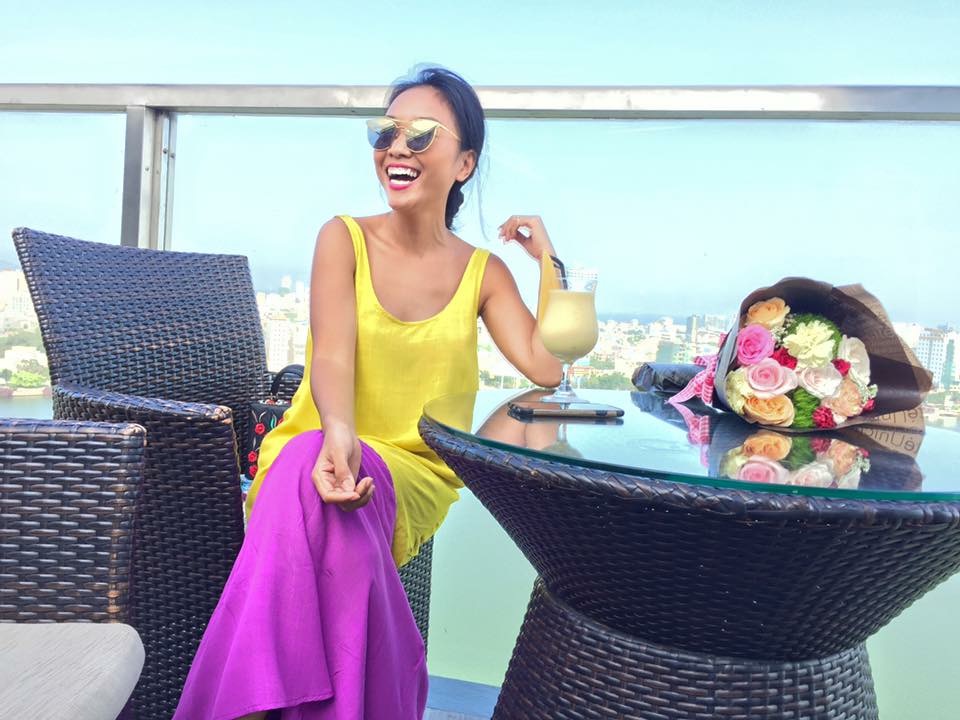 Soi nhất cử nhất động của sao Việt (24/3) - Ảnh 3. Soi nhất cử nhất động của sao Việt (24/3) - Ảnh 3.