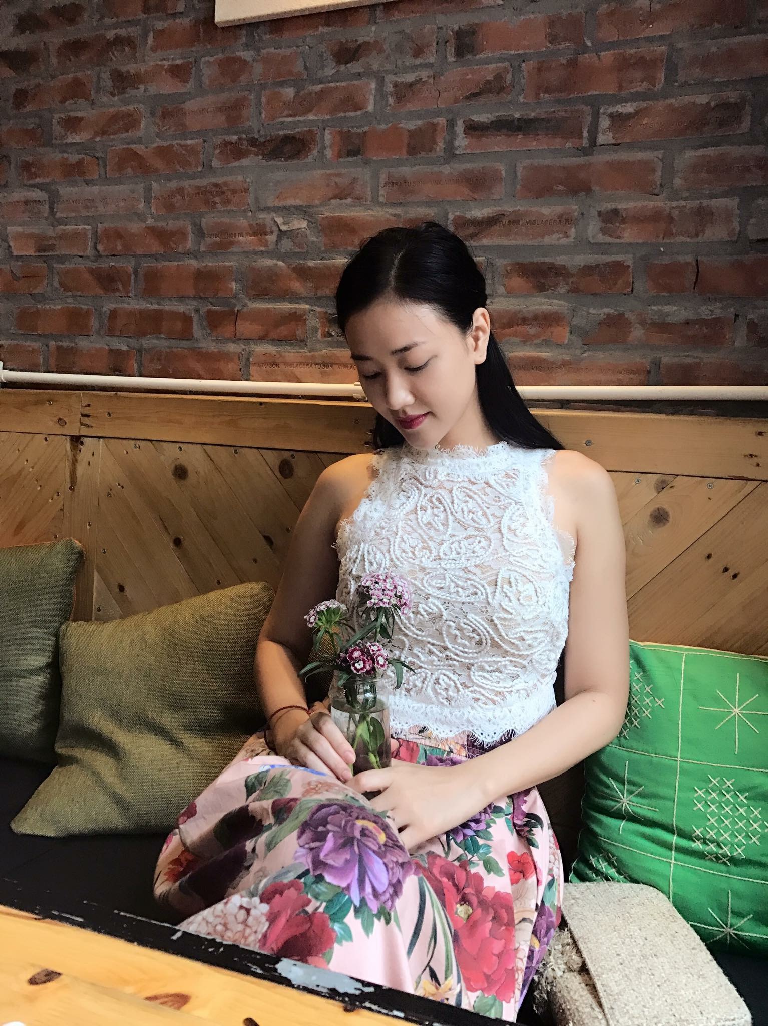 Soi nhất cử nhất động của sao Việt (24/3) - Ảnh 10. Soi nhất cử nhất động của sao Việt (24/3) - Ảnh 10.