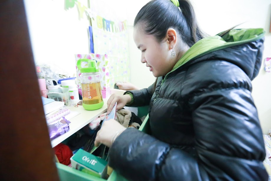 Hành trình mạnh mẽ của cô gái trẻ trở thành nữ MC khiếm thị đầu tiên dẫn chương trình thực tế - Ảnh 6. Hành trình mạnh mẽ của cô gái trẻ trở thành nữ MC khiếm thị đầu tiên dẫn chương trình thực tế - Ảnh 6.