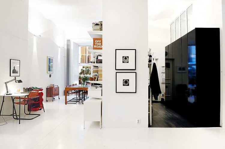 Căn hộ nhỏ nhưng diện tích sử dụng lại thênh thang nhờ trần cao - Ảnh 6. Căn hộ nhỏ nhưng diện tích sử dụng lại thênh thang nhờ trần cao - Ảnh 6.