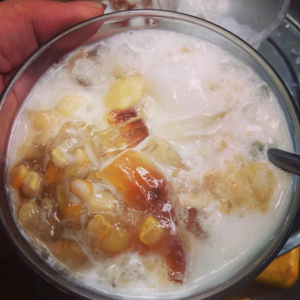 6 địa chỉ chè nóng giá bình dân mà ngon miễn chê nên đi ăn ngay trong ngày lạnh - Ảnh 1. 6 địa chỉ chè nóng giá bình dân mà ngon miễn chê nên đi ăn ngay trong ngày lạnh - Ảnh 1.