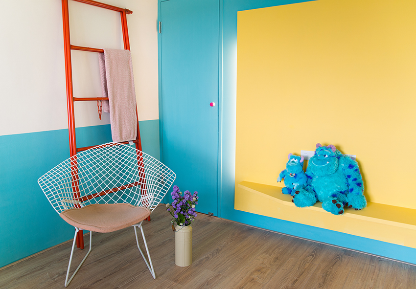 Căn hộ nhỏ được cải tạo thêm gác xép chuẩn không cần chỉnh cho vợ chồng trẻ - Ảnh 6. Căn hộ nhỏ được cải tạo thêm gác xép chuẩn không cần chỉnh cho vợ chồng trẻ - Ảnh 6.