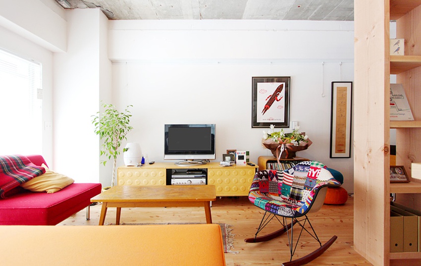 Căn hộ 25m² nhỏ xíu nhưng được bài trí vô cùng thông minh của cặp vợ chồng trẻ - Ảnh 2. Căn hộ 25m² nhỏ xíu nhưng được bài trí vô cùng thông minh của cặp vợ chồng trẻ - Ảnh 2.