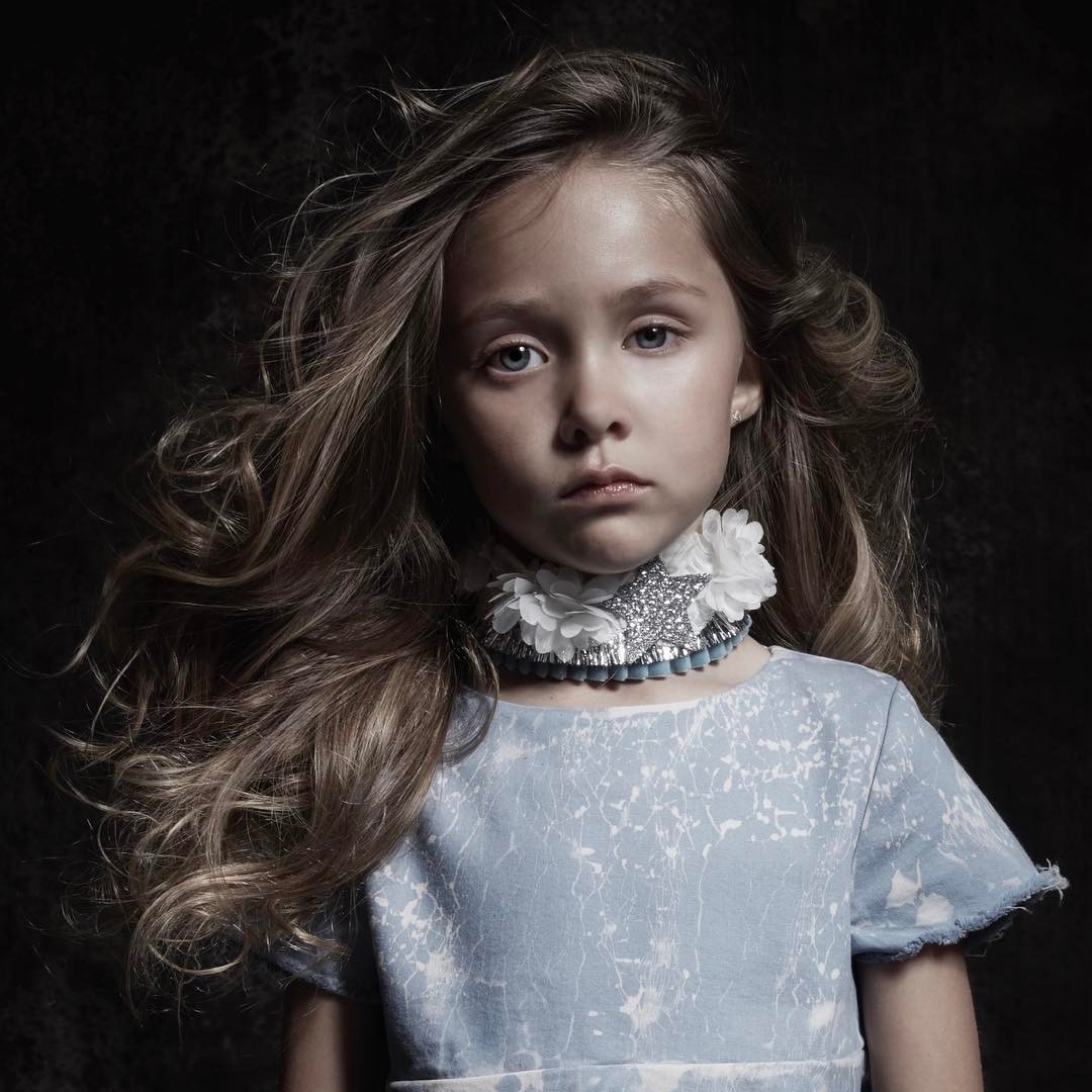 Con gái 3 tuổi nói Con muốn làm người mẫu và bài học đắt giá cho các bậc cha mẹ - Ảnh 5. Con gái 3 tuổi nói Con muốn làm người mẫu và bài học đắt giá cho các bậc cha mẹ - Ảnh 5.