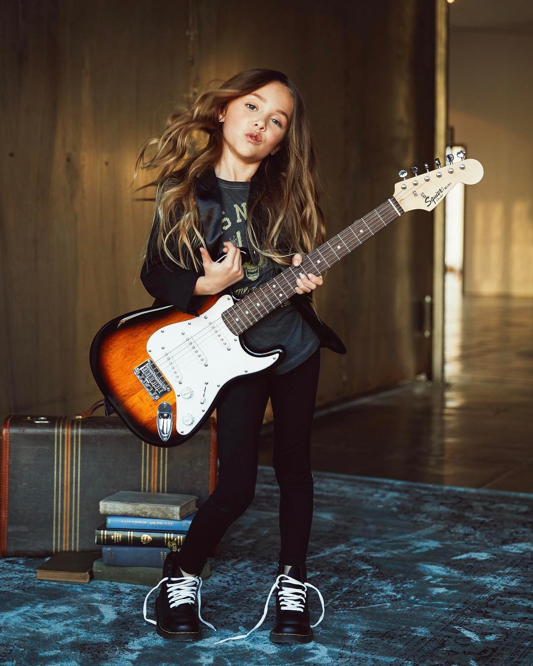 Con gái 3 tuổi nói Con muốn làm người mẫu và bài học đắt giá cho các bậc cha mẹ - Ảnh 7. Con gái 3 tuổi nói Con muốn làm người mẫu và bài học đắt giá cho các bậc cha mẹ - Ảnh 7.