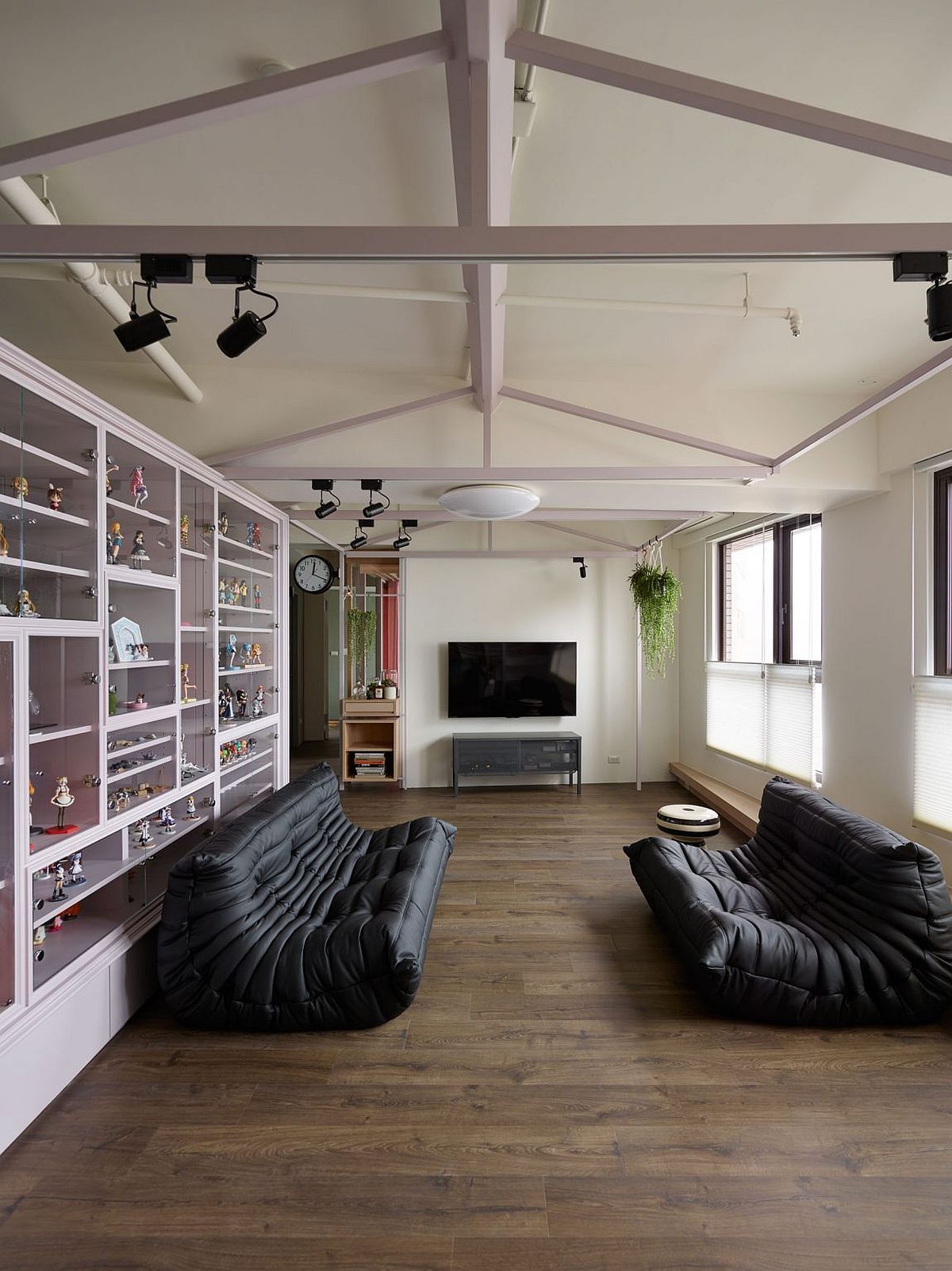 Căn hộ sành điệu và hiện đại nhìn đâu cũng thấy cây xanh - Ảnh 1. Căn hộ sành điệu và hiện đại nhìn đâu cũng thấy cây xanh - Ảnh 1.