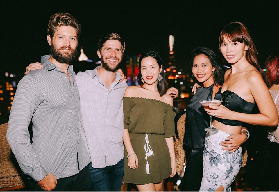 Soi nhất cử nhất động của sao Việt (27/3) - Ảnh 4. Soi nhất cử nhất động của sao Việt (27/3) - Ảnh 4.