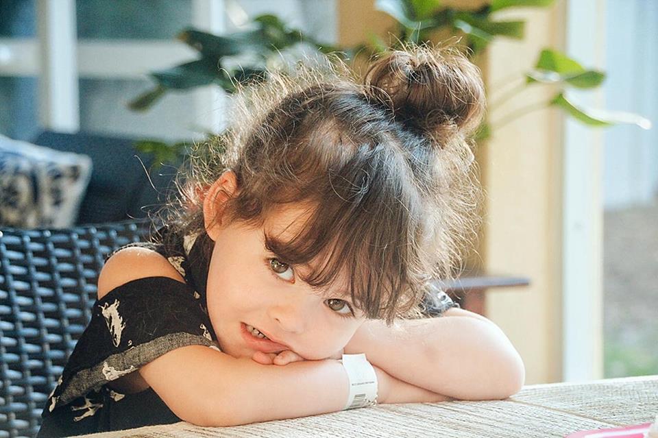 Đổ rụp trước bé gái lai gốc Việt sở hữu đôi mắt đẹp hút hồn - Ảnh 19. Đổ rụp trước bé gái lai gốc Việt sở hữu đôi mắt đẹp hút hồn - Ảnh 19.