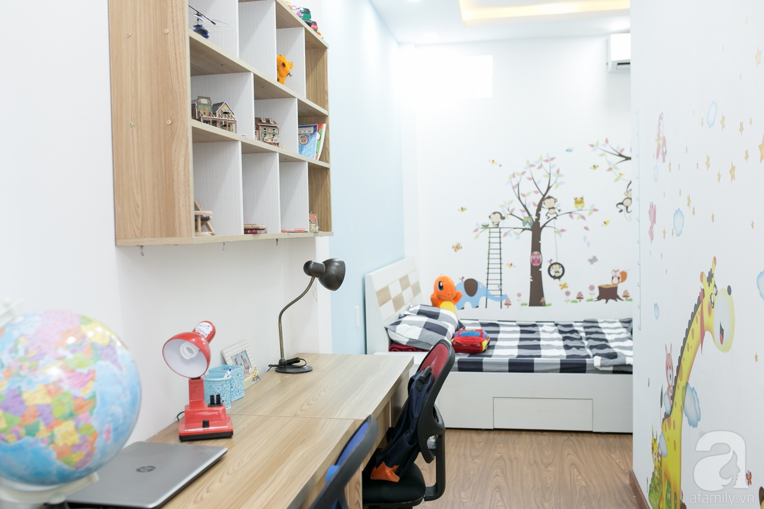 Với chi phí gần 2 tỷ đồng, nhà cấp 4 ở Sài Gòn đã biến thành nhà phố hiện đại đến bất ngờ - Ảnh 18. Với chi phí gần 2 tỷ đồng, nhà cấp 4 ở Sài Gòn đã biến thành nhà phố hiện đại đến bất ngờ - Ảnh 18.