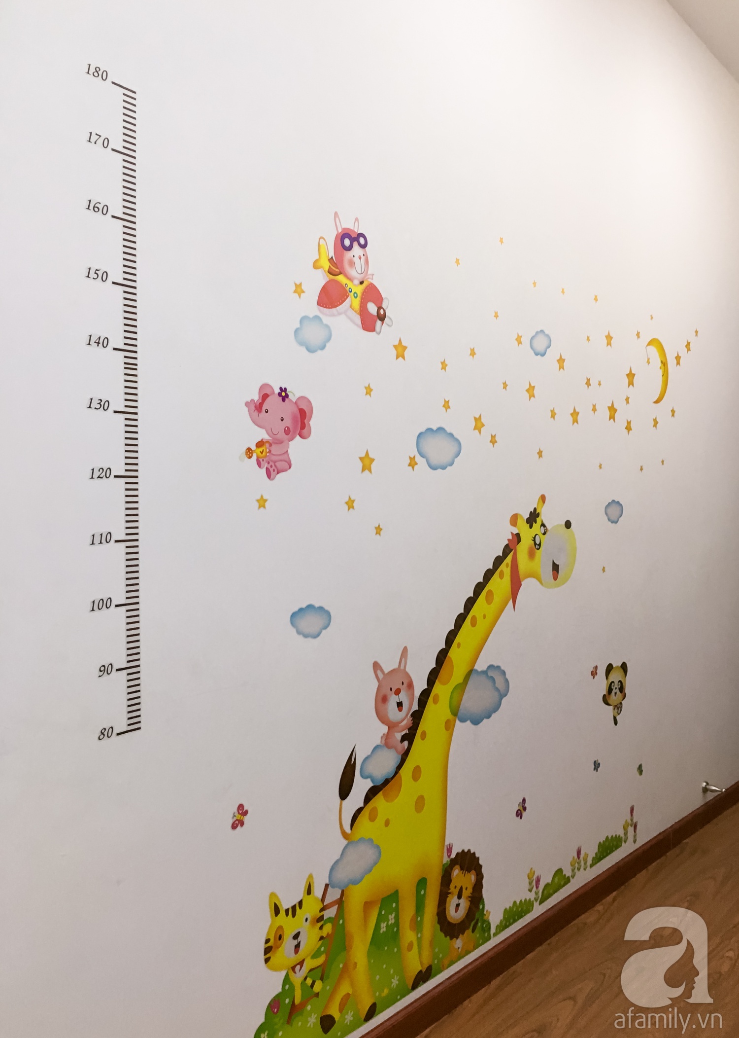 Với chi phí gần 2 tỷ đồng, nhà cấp 4 ở Sài Gòn đã biến thành nhà phố hiện đại đến bất ngờ - Ảnh 21. Với chi phí gần 2 tỷ đồng, nhà cấp 4 ở Sài Gòn đã biến thành nhà phố hiện đại đến bất ngờ - Ảnh 21.