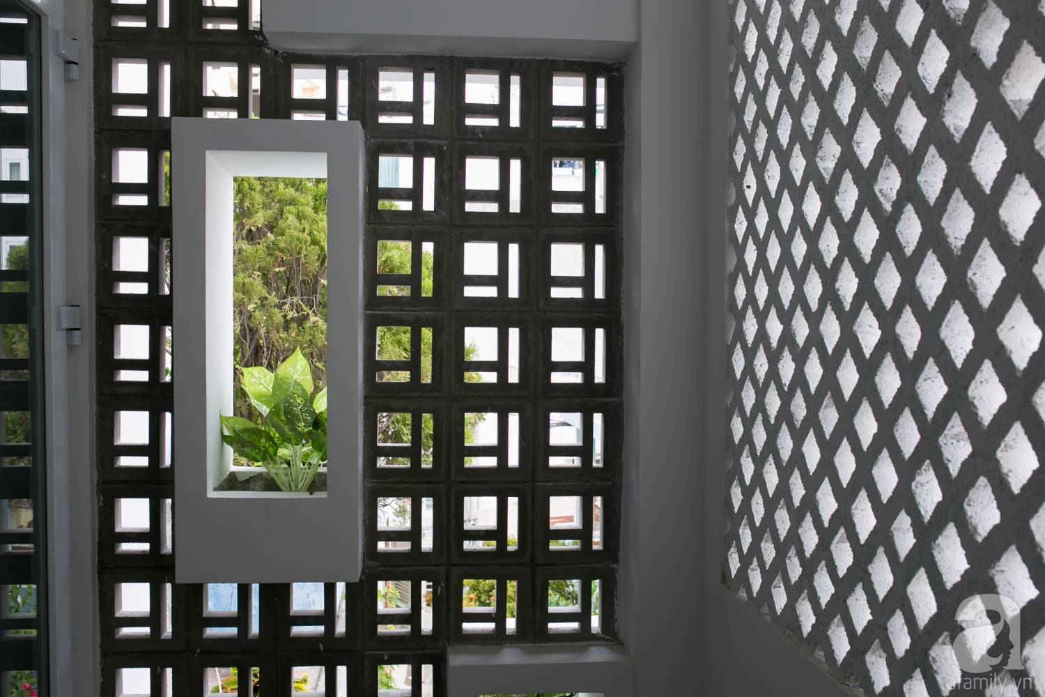 Với chi phí gần 2 tỷ đồng, nhà cấp 4 ở Sài Gòn đã biến thành nhà phố hiện đại đến bất ngờ - Ảnh 24. Với chi phí gần 2 tỷ đồng, nhà cấp 4 ở Sài Gòn đã biến thành nhà phố hiện đại đến bất ngờ - Ảnh 24.