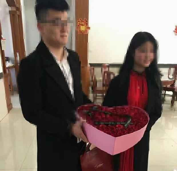 Chưa cưới, nhà trai đã mang tặng cô dâu 18 tuổi vali tiền 11 tỷ đồng - Ảnh 4.