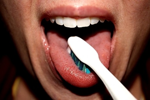 Những điều khủng khiếp có thể xảy ra nếu bạn không vệ sinh lưỡi mỗi ngày - Ảnh 3.