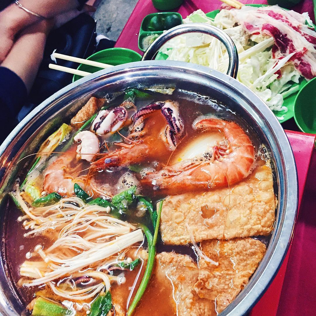 7 món ăn làm nên tên tuổi cho cụm ẩm thực Cát Linh - Trịnh Hoài Đức - Ảnh 19. 7 món ăn làm nên tên tuổi cho cụm ẩm thực Cát Linh - Trịnh Hoài Đức - Ảnh 19.