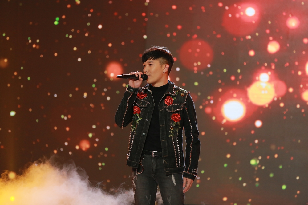 Con gái Chế Linh gây sốc khi khóc nức nở tố cha bỏ bê vợ con - Ảnh 10. Con gái Chế Linh gây sốc khi khóc nức nở tố cha bỏ bê vợ con - Ảnh 10.