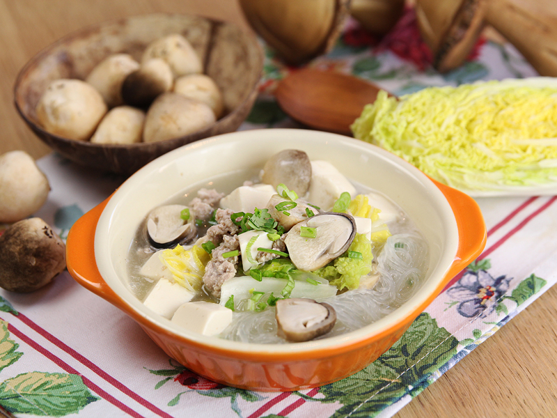 Người Thái có cách nấu miến vừa nhanh vừa ngon mà chúng ta chưa hề biết đến - Ảnh 9. Người Thái có cách nấu miến vừa nhanh vừa ngon mà chúng ta chưa hề biết đến - Ảnh 9.