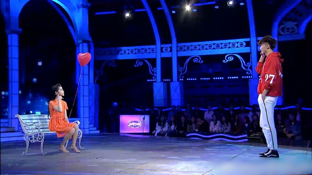 Cô gái gợi cảm như Ngọc Trinh khiến tất cả các nam thần Phi thường hoàn mỹ ngẩn ngơ - Ảnh 13.