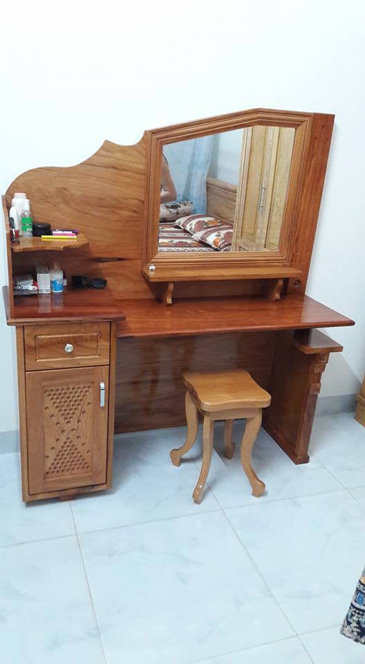 Được bố chồng tự tay làm bàn phấn tặng, nàng dâu nức nở khi cộng đồng mạng khen “tốt số” - Ảnh 2. Được bố chồng tự tay làm bàn phấn tặng, nàng dâu nức nở khi cộng đồng mạng khen “tốt số” - Ảnh 2.