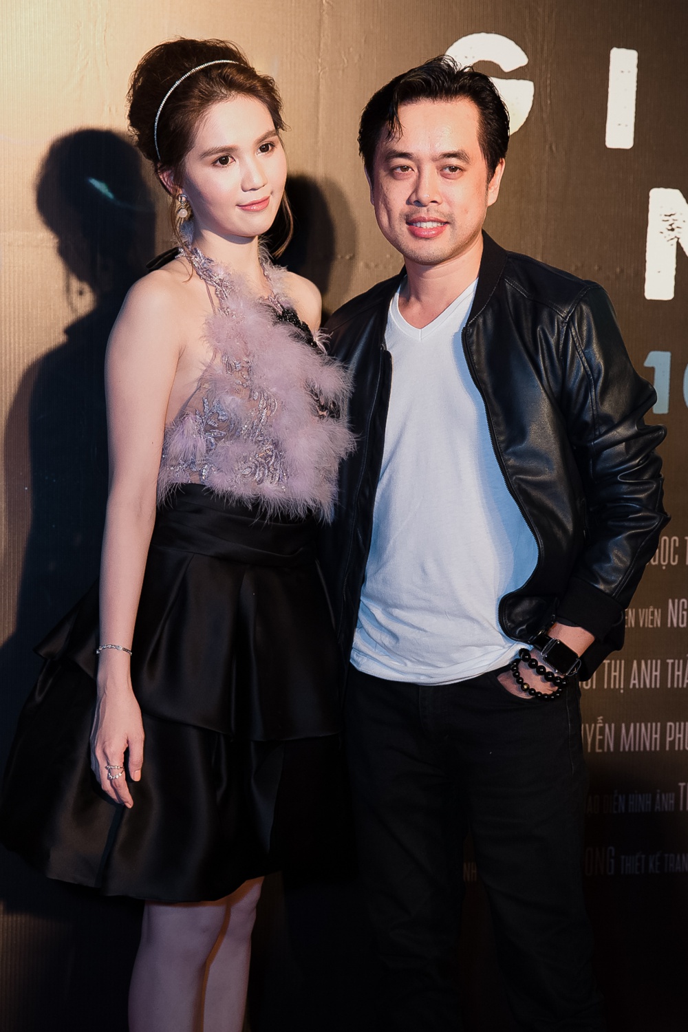 Quách Ngọc Ngoan tay trong tay tình già đến chúc mừng Ngọc Trinh - Ảnh 8. Quách Ngọc Ngoan tay trong tay tình già đến chúc mừng Ngọc Trinh - Ảnh 8.