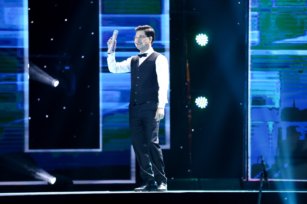 Xuất hiện mỹ nam giống hệt Quang Dũng khiến chị em chao đảo - Ảnh 11. Xuất hiện mỹ nam giống hệt Quang Dũng khiến chị em chao đảo - Ảnh 11.