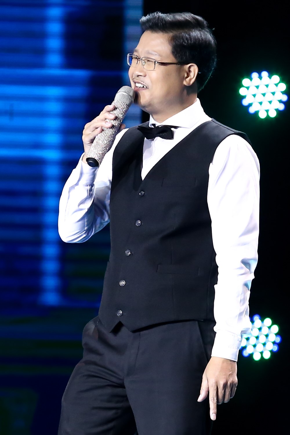 Xuất hiện mỹ nam giống hệt Quang Dũng khiến chị em chao đảo - Ảnh 12. Xuất hiện mỹ nam giống hệt Quang Dũng khiến chị em chao đảo - Ảnh 12.