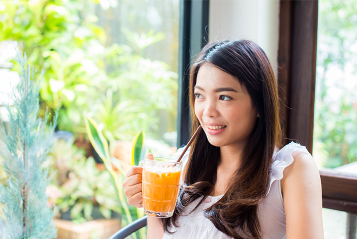 Uống vitamin C kiểu này chẳng những không lướt bệnh được mà còn ốm nặng hơn - Ảnh 1. Uống vitamin C kiểu này chẳng những không lướt bệnh được mà còn ốm nặng hơn - Ảnh 1.