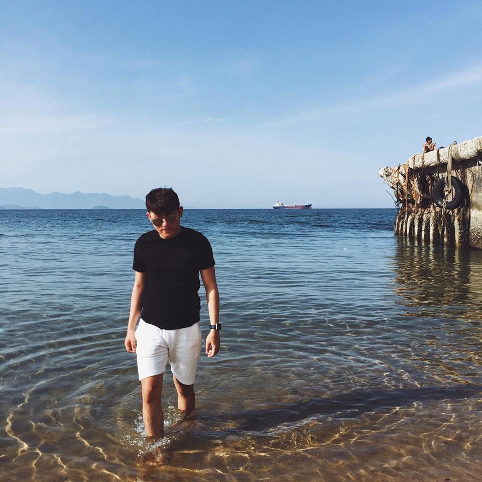 Bung lụa nghỉ lễ, đừng quên check kỹ địa điểm ăn chơi để đỡ ngã sấp mặt hài hước như này - Ảnh 2. Bung lụa nghỉ lễ, đừng quên check kỹ địa điểm ăn chơi để đỡ ngã sấp mặt hài hước như này - Ảnh 2.