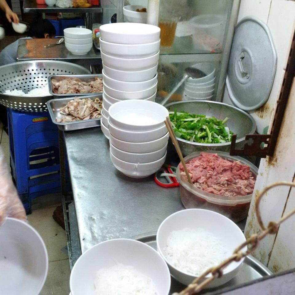 Cầu Gỗ - con phố dù sáng, trưa hay tối muộn đều đầy ắp món ngon - Ảnh 5. Cầu Gỗ - con phố dù sáng, trưa hay tối muộn đều đầy ắp món ngon - Ảnh 5.