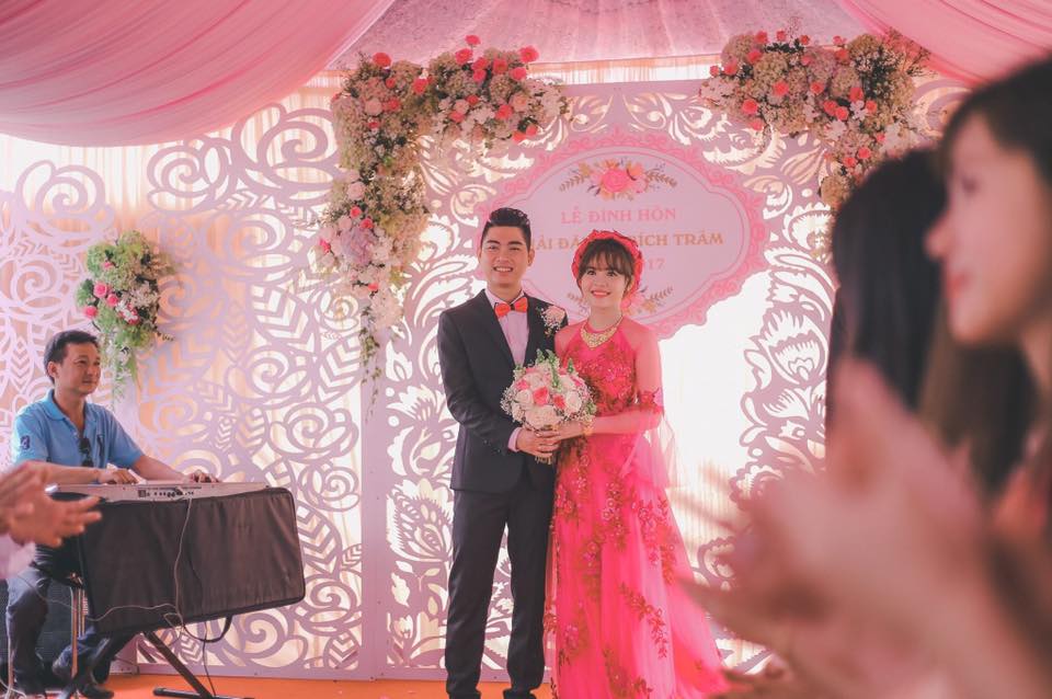 Tròn mắt với siêu đám cưới 10 tỷ: Mời toàn sao hạng A, tiệc cưới tại nhà hàng 5 sao... dựng trong 1 tuần - Ảnh 21. Tròn mắt với siêu đám cưới 10 tỷ: Mời toàn sao hạng A, tiệc cưới tại nhà hàng 5 sao... dựng trong 1 tuần - Ảnh 21.