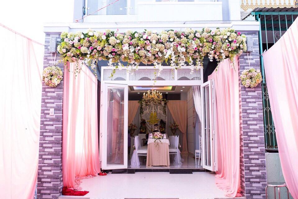 Tròn mắt với siêu đám cưới 10 tỷ: Mời toàn sao hạng A, tiệc cưới tại nhà hàng 5 sao... dựng trong 1 tuần - Ảnh 25. Tròn mắt với siêu đám cưới 10 tỷ: Mời toàn sao hạng A, tiệc cưới tại nhà hàng 5 sao... dựng trong 1 tuần - Ảnh 25.