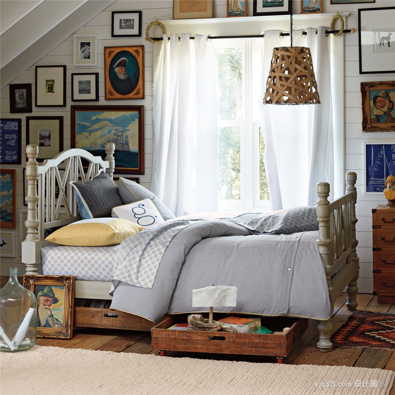 Cất đồ dưới gầm giường, là bạn đang tự hại mình mà không hề hay biết - Ảnh 1. Cất đồ dưới gầm giường, là bạn đang tự hại mình mà không hề hay biết - Ảnh 1.