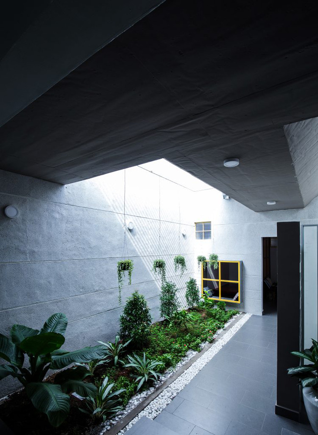 Ngôi nhà 200m² lấy cảm hứng thiết kế từ hang Sơn Đoòng ở Vĩnh Long nổi bật trên báo Mỹ - Ảnh 14.