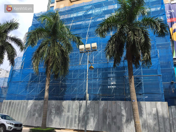 Zara treo biển Opening Soon to đùng tại Vincom Bà Triệu, ngày khai trương đến gần lắm rồi - Ảnh 2. Zara treo biển Opening Soon to đùng tại Vincom Bà Triệu, ngày khai trương đến gần lắm rồi - Ảnh 2.