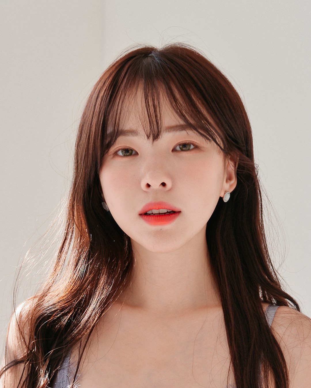 Dưỡng trắng như gái Hàn, chống nắng như gái Nhật: bí kíp sở hữu làn trắng da sáng cho các nàng đông này - Ảnh 2. Dưỡng trắng như gái Hàn, chống nắng như gái Nhật: bí kíp sở hữu làn trắng da sáng cho các nàng đông này - Ảnh 2.