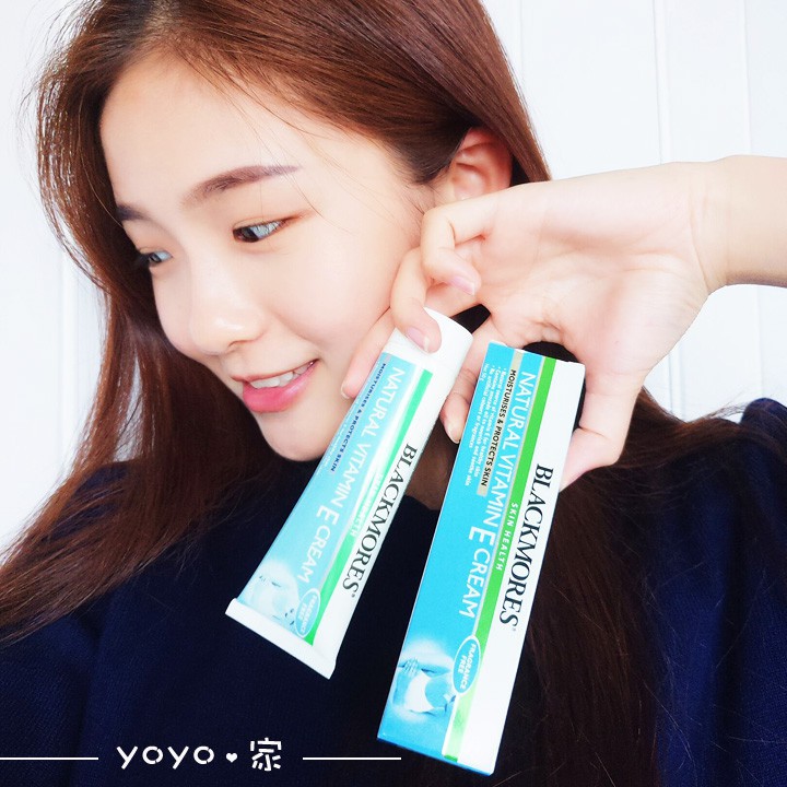 Nhờ Phạm Băng Băng, Dương Mịch và Angela Baby lăng xê mà 6 món sản phẩm này được thi nhau tìm mua trong năm 2017 - Ảnh 11. Nhờ Phạm Băng Băng, Dương Mịch và Angela Baby lăng xê mà 6 món sản phẩm này được thi nhau tìm mua trong năm 2017 - Ảnh 11.