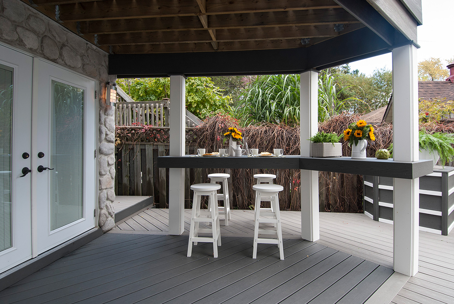 Những ý tưởng tuyệt vời cho việc cải tạo hiên nhà và sân vườn - Ảnh 14. Những ý tưởng tuyệt vời cho việc cải tạo hiên nhà và sân vườn - Ảnh 14.