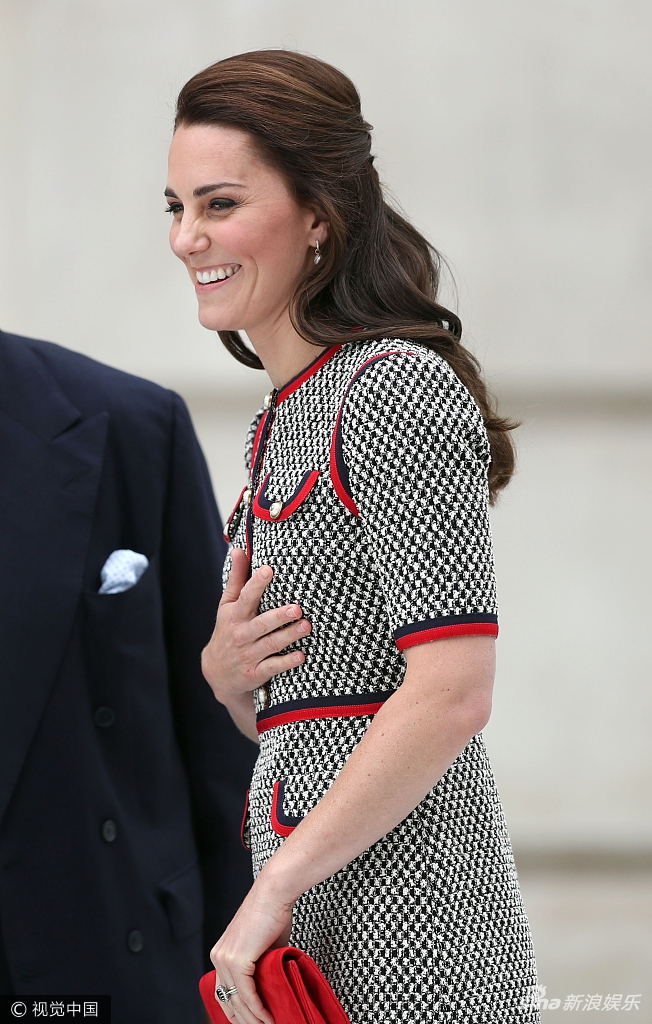 Dương Mịch đụng hàng Công nương Kate Middleton: ai xuất sắc hơn? - Ảnh 3.