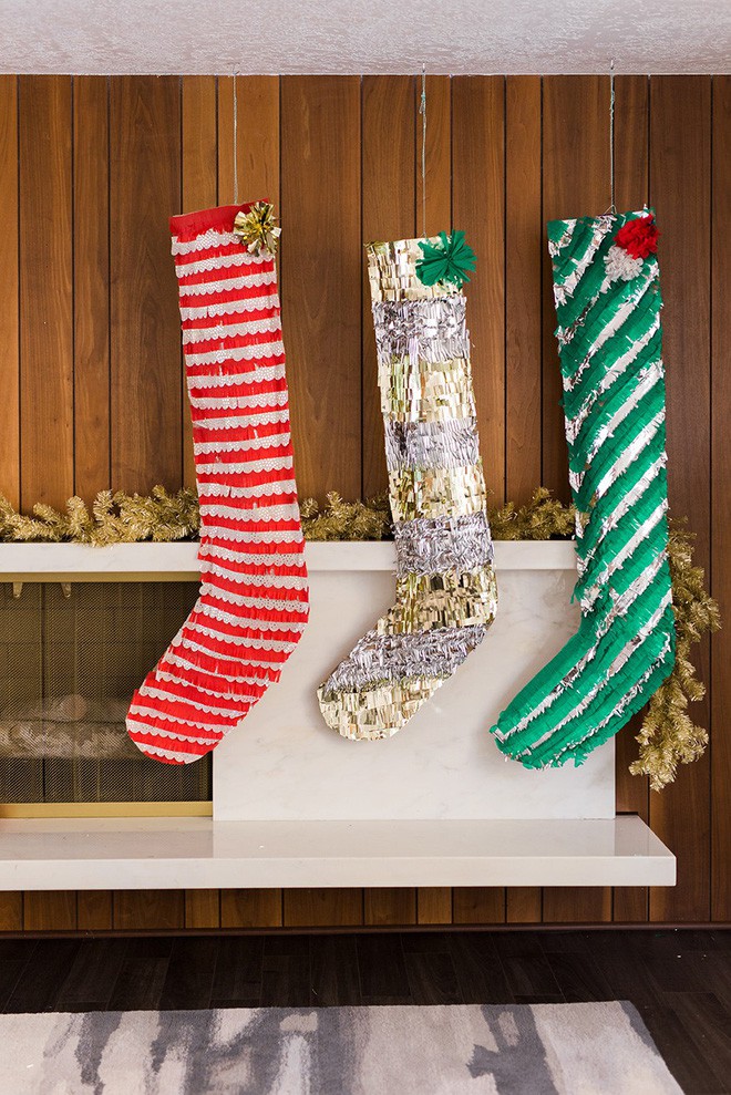 Trang trí nhà đón Noel bằng những chiếc tất - vừa lạ, vừa dễ thương, vừa dễ làm - Ảnh 3.