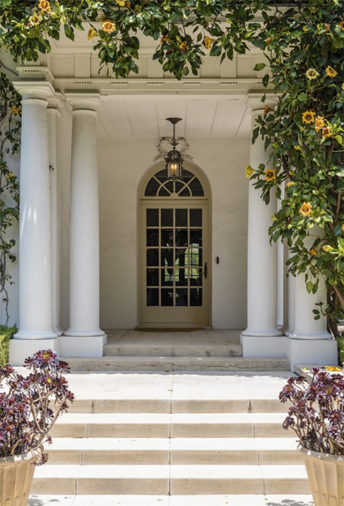 Toàn cảnh căn biệt thự trị giá 25 triệu đô mà Angelina Jolie và các con sẽ ở sau khi li dị Prad Pitt - Ảnh 4. Toàn cảnh căn biệt thự trị giá 25 triệu đô mà Angelina Jolie và các con sẽ ở sau khi li dị Prad Pitt - Ảnh 4.