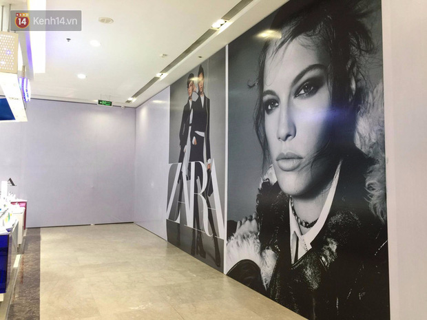 Zara treo biển Opening Soon to đùng tại Vincom Bà Triệu, ngày khai trương đến gần lắm rồi - Ảnh 5. Zara treo biển Opening Soon to đùng tại Vincom Bà Triệu, ngày khai trương đến gần lắm rồi - Ảnh 5.