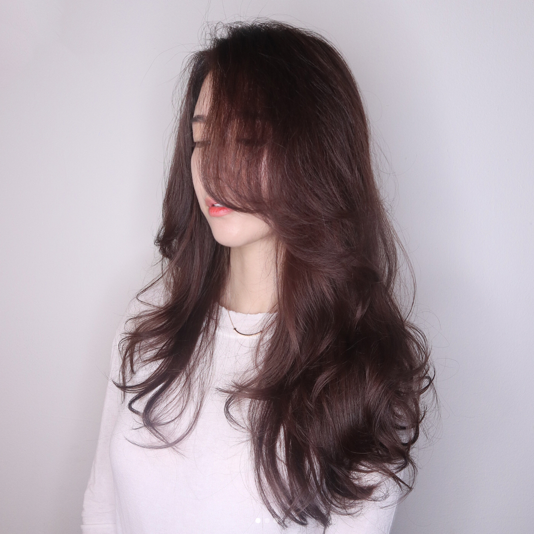 mẹo kiểu tóc và phong cách trang điểm không mất nhiều thời gian cho dịp đi chơi đón năm mới - Ảnh 4. mẹo kiểu tóc và phong cách trang điểm không mất nhiều thời gian cho dịp đi chơi đón năm mới - Ảnh 4.