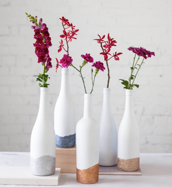 3 cách tái chế vỏ chai thành lọ cắm hoa đơn giản đẹp tinh tế - Ảnh 9.