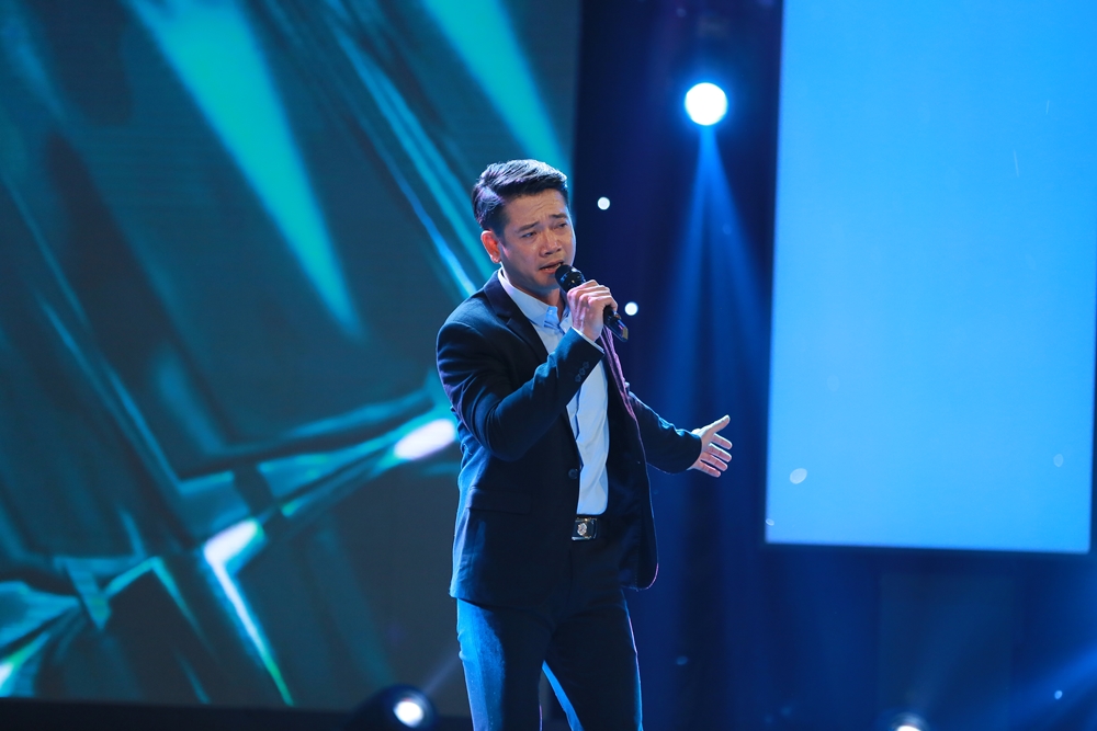 Con gái Chế Linh gây sốc khi khóc nức nở tố cha bỏ bê vợ con - Ảnh 18. Con gái Chế Linh gây sốc khi khóc nức nở tố cha bỏ bê vợ con - Ảnh 18.