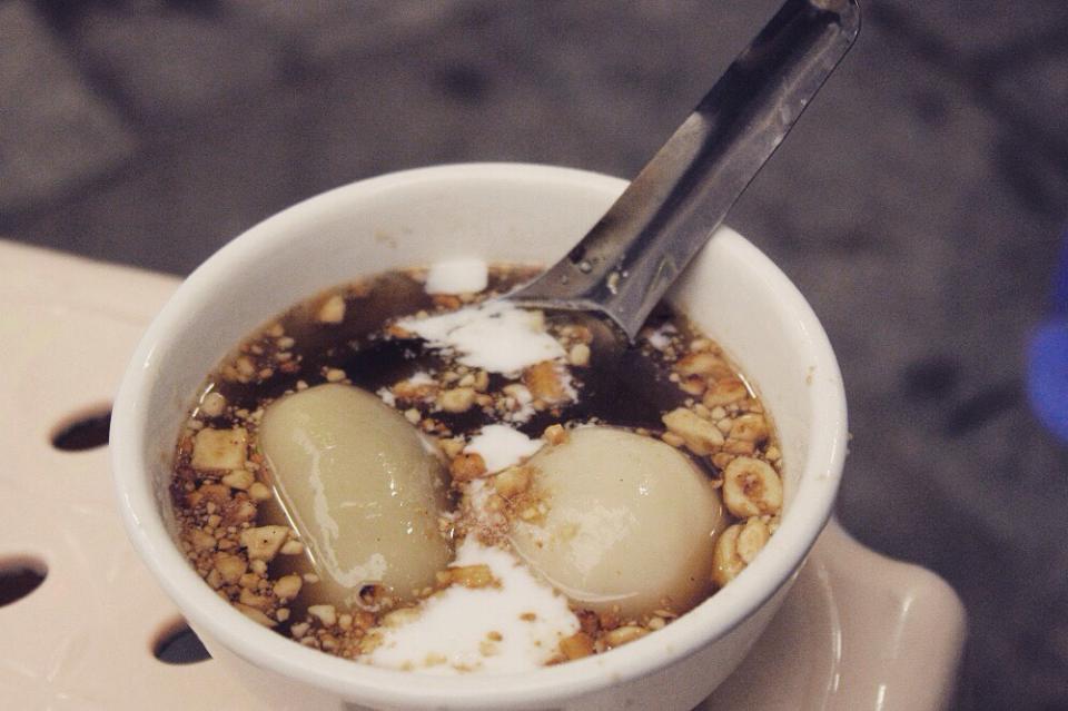 6 địa chỉ chè nóng giá bình dân mà ngon miễn chê nên đi ăn ngay trong ngày lạnh - Ảnh 9. 6 địa chỉ chè nóng giá bình dân mà ngon miễn chê nên đi ăn ngay trong ngày lạnh - Ảnh 9.