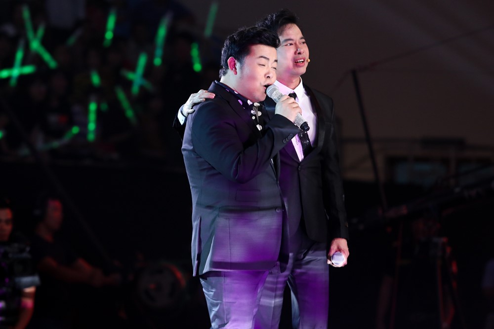 Quang Lê của Thần tượng Bolero: Mình thích thì mình để người ta ăn hiếp thôi! - Ảnh 10. Quang Lê của Thần tượng Bolero: Mình thích thì mình để người ta ăn hiếp thôi! - Ảnh 10.