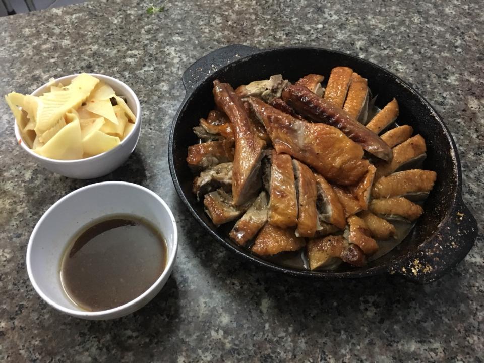 6 quán vịt ngon, giá cực bình dân để xả xui cuối năm ở Hà Nội - Ảnh 11. 6 quán vịt ngon, giá cực bình dân để xả xui cuối năm ở Hà Nội - Ảnh 11.