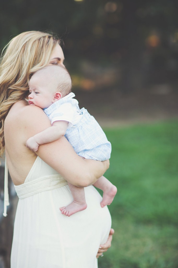 Nhận con nuôi sau 4 năm hiếm muộn, 1 tuần sau cặp vợ chồng mong con lại phải rơi nước mắt - Ảnh 4. Nhận con nuôi sau 4 năm hiếm muộn, 1 tuần sau cặp vợ chồng mong con lại phải rơi nước mắt - Ảnh 4.