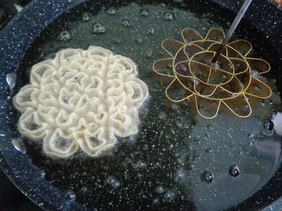 Cách làm bánh nhúng giòn tan, thơm phức ‘chuẩn không cần chỉnh’ - Ảnh 8. Cách làm bánh nhúng giòn tan, thơm phức ‘chuẩn không cần chỉnh’ - Ảnh 8.