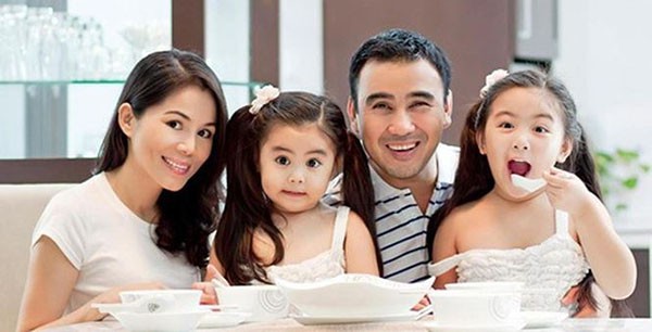 Chuyện &iacute;t người biết về đ&aacute;m cưới của &ldquo;MC gi&agrave;u nhất Việt Nam&rdquo; Quyền Linh - Ảnh 1.