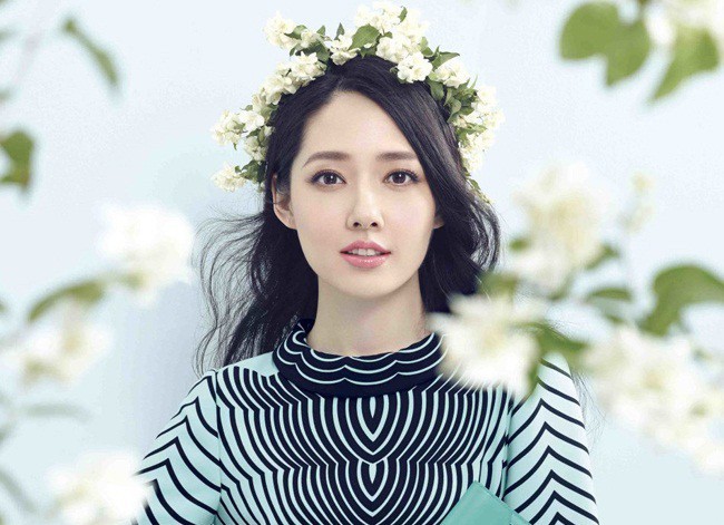 Triệu Lệ Dĩnh: Kh&ocirc;ng gia thế, tiếng Anh k&eacute;m, EQ thấp nhưng lại vượt mặt loạt ch&acirc;n d&agrave;i trở th&agrave;nh b&agrave; Ph&ugrave;ng danh gi&aacute; - Ảnh 14.